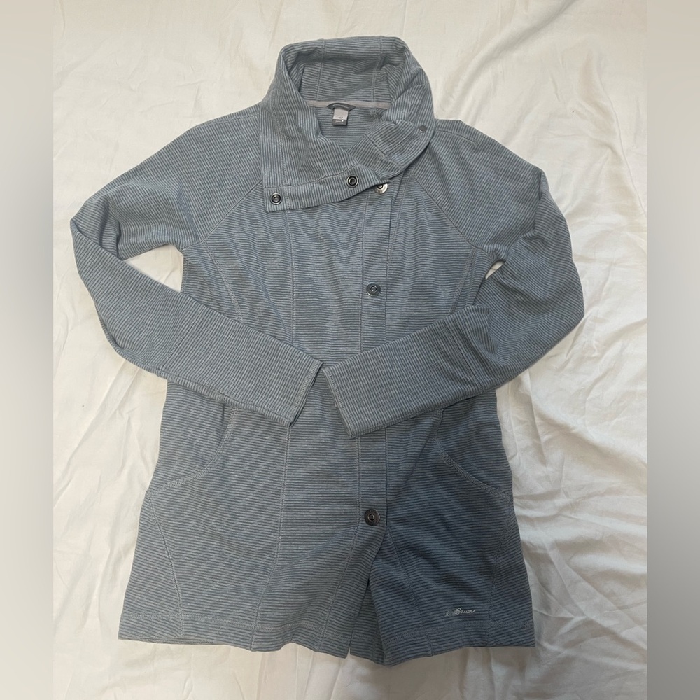 Eddie Bauer Women’s asymmetrical snap tunic size medium